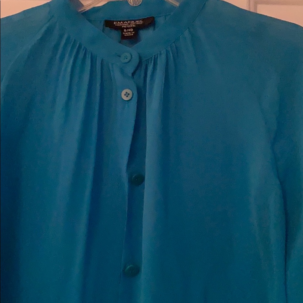 Blue blouse - Picture 2 of 3